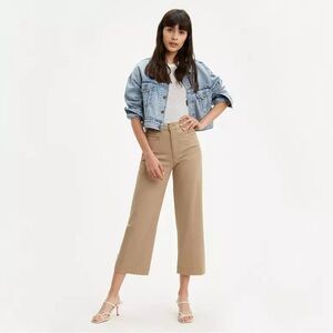 Levi’s Wide Leg Ribcage Crop Pants
